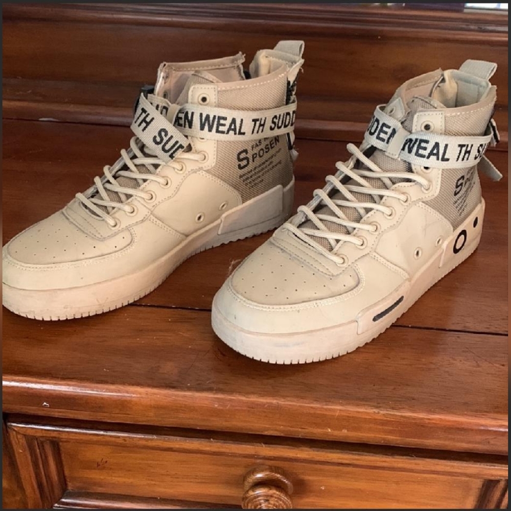 Tan High tops men size 8.5 or 42